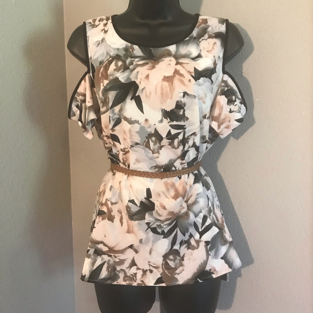 Calvin Klein women’s floral shirt open shoulder, S